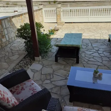 Apartment On The Beach Vir Exterior photo